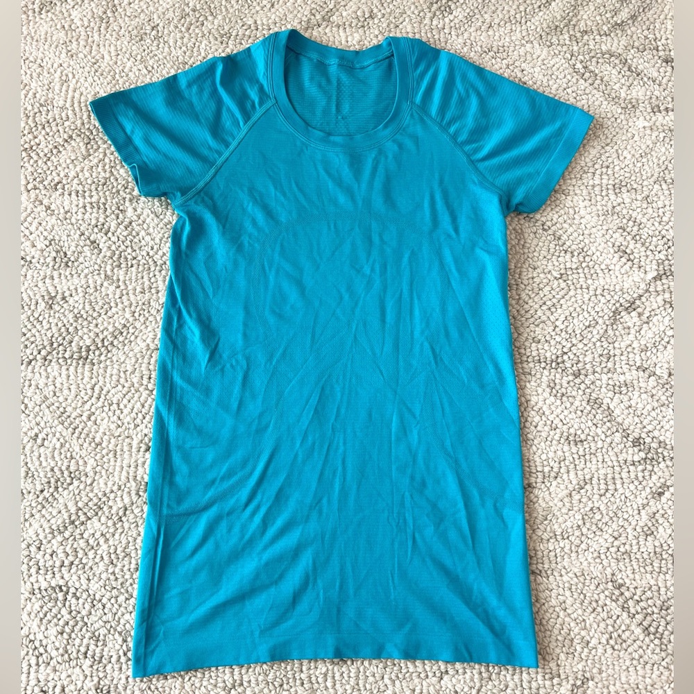 COPY - Swiftly tech short sleeve
